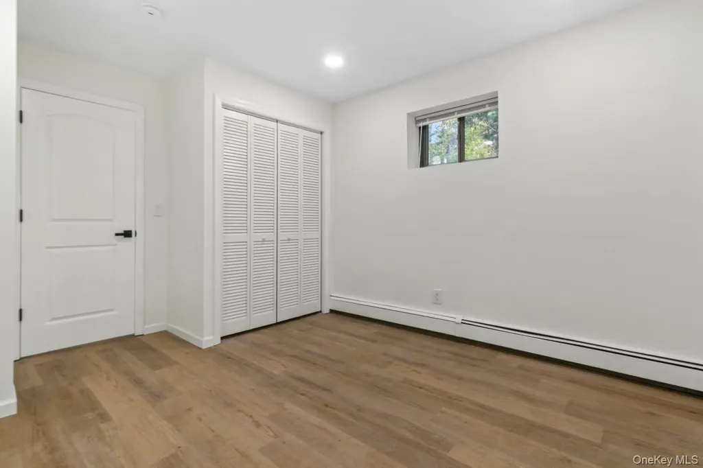 56 Mcarthur Lane Smithtown NY 11787