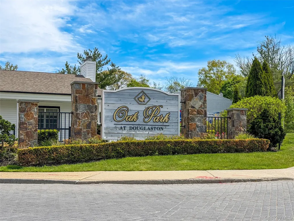 242-37 Oak Park Drive Douglaston NY 11362