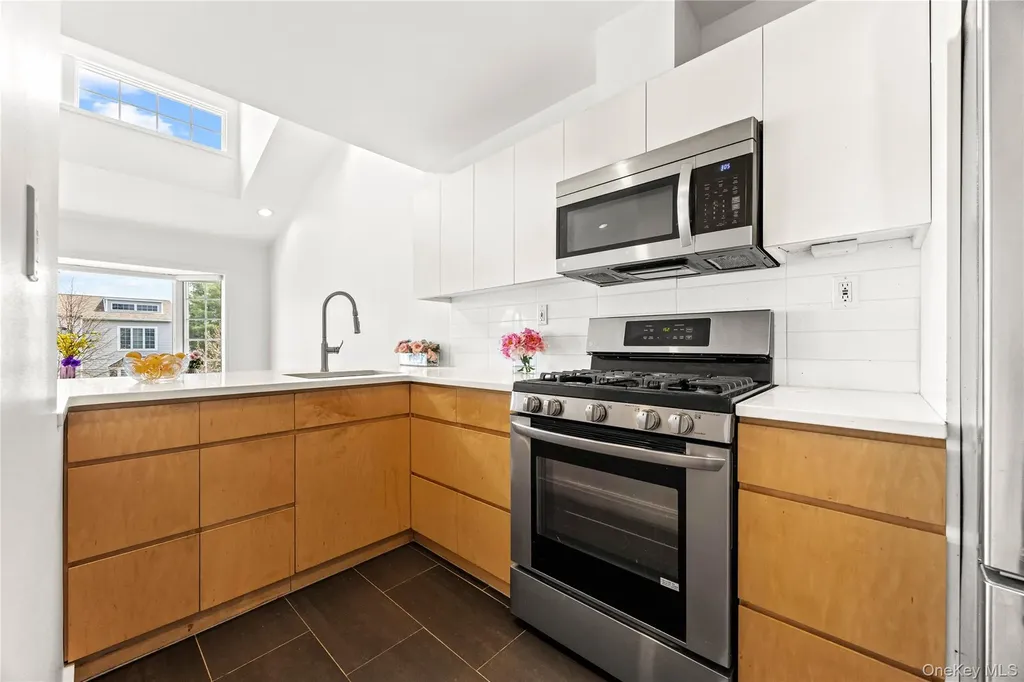 242-37 Oak Park Drive Douglaston NY 11362
