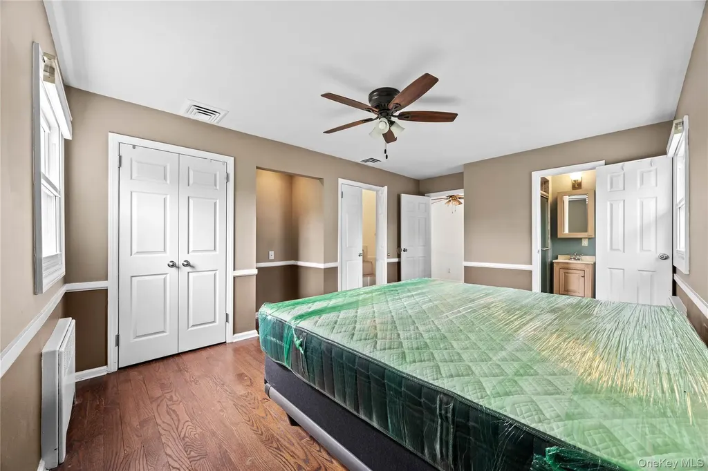 44 Bruce Lane Westbury NY 11590