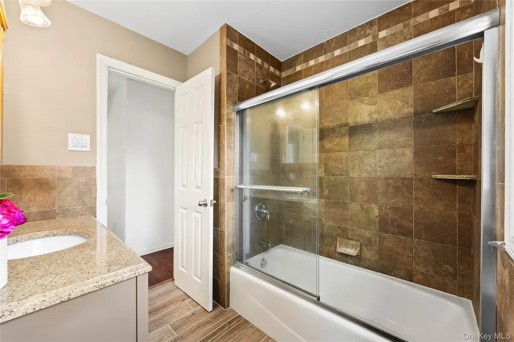 44 Bruce Lane Westbury NY 11590