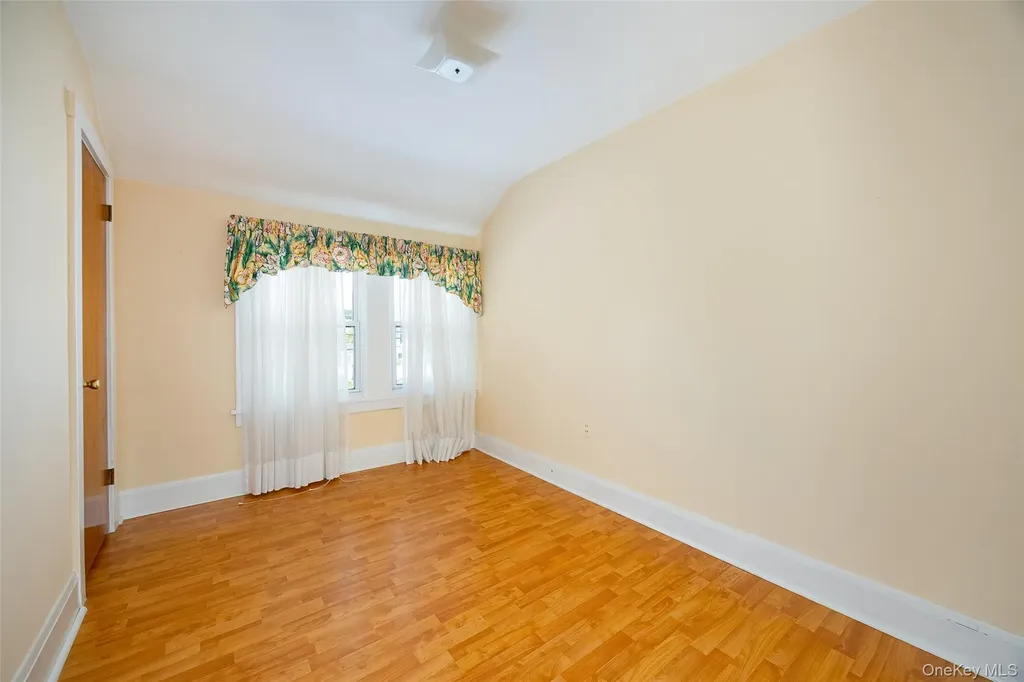 6 Irving Avenue Poughkeepsie NY 12601