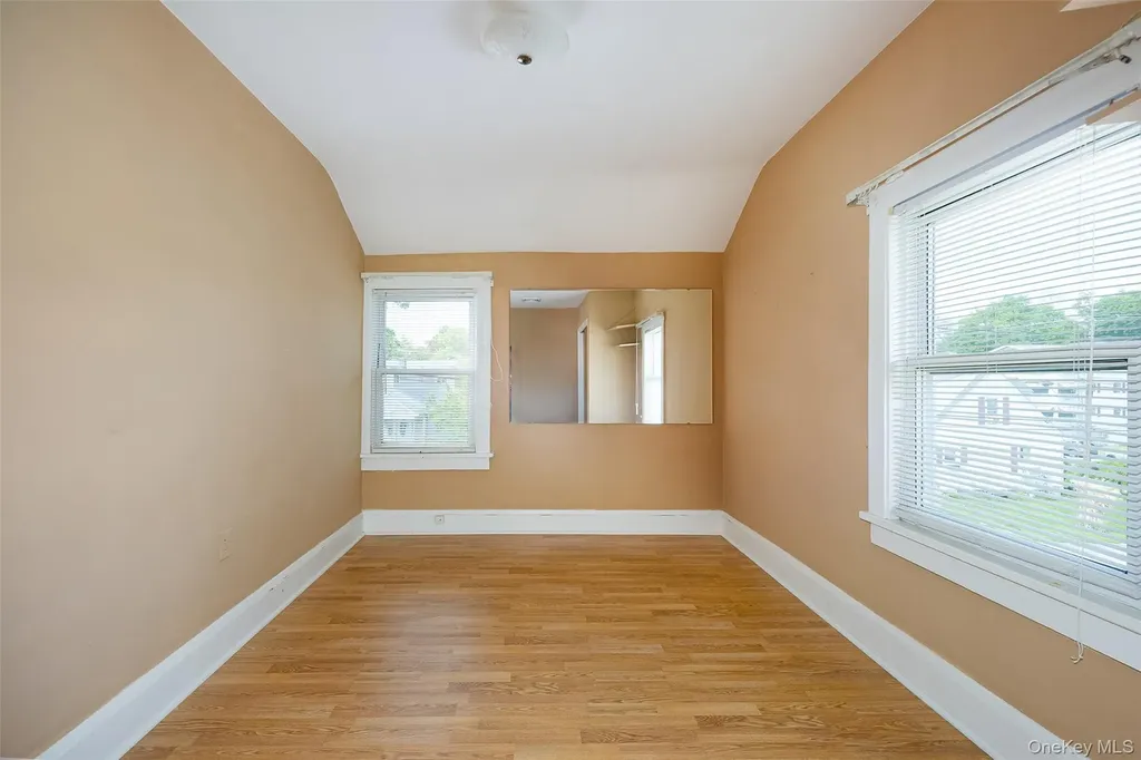 6 Irving Avenue Poughkeepsie NY 12601
