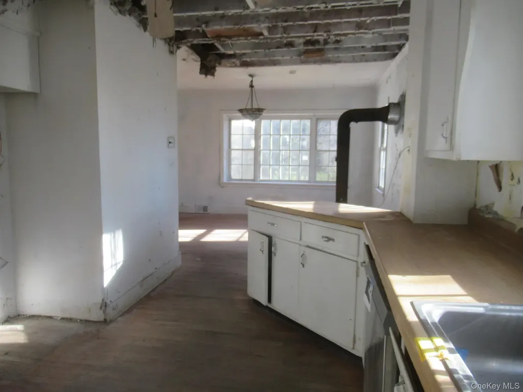 2929 State Route 52 Pine Bush NY 12566