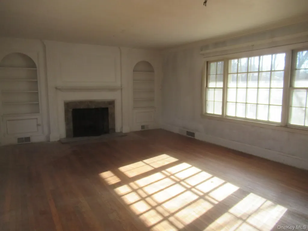 2929 State Route 52 Pine Bush NY 12566