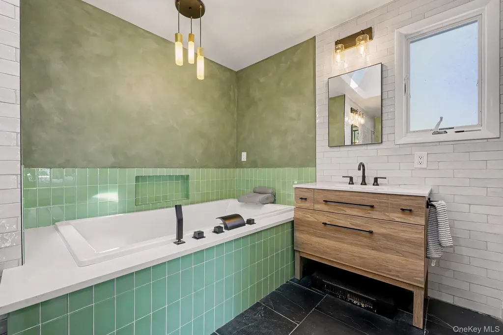 151 Devon Road Bronxville NY 10708