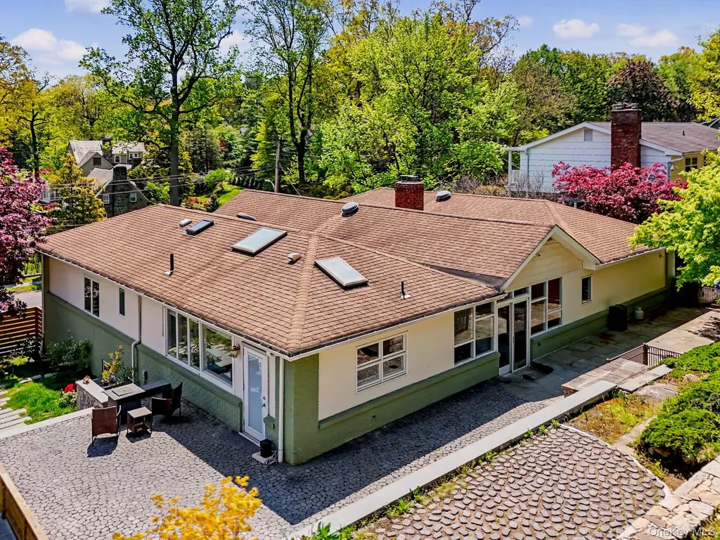 151 Devon Road Bronxville NY 10708