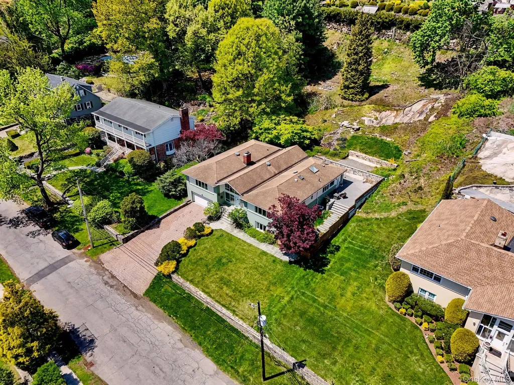 151 Devon Road Bronxville NY 10708