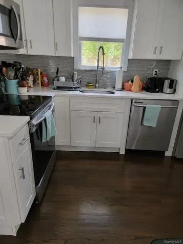 150 Ponquogue Avenue Hampton Bays NY 11946