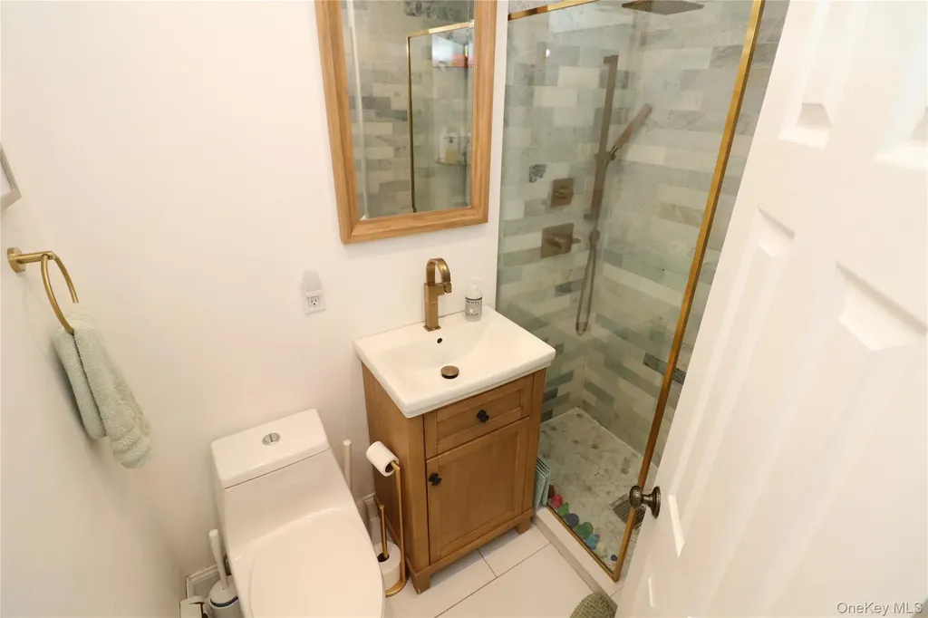 570 Broadway Lynbrook NY 11563