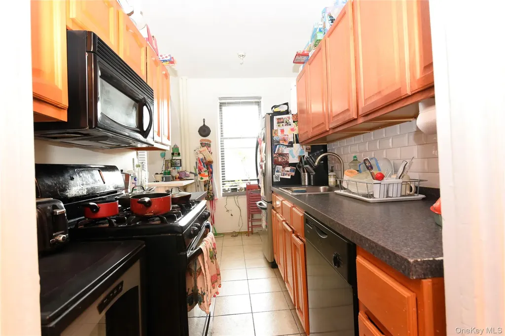 762 Brady Avenue Bronx NY 10462