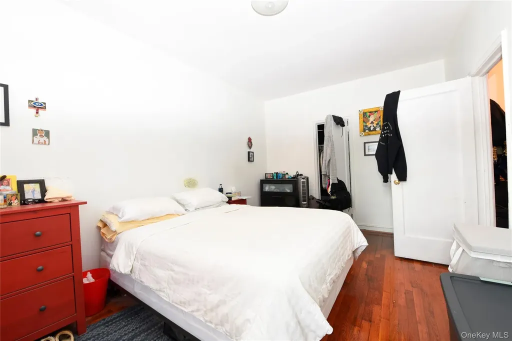 762 Brady Avenue Bronx NY 10462