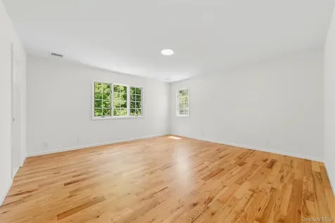 3146 Cedar Road Yorktown Heights NY 10598