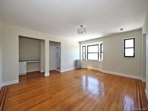 130 Centre Avenue New Rochelle NY 10805