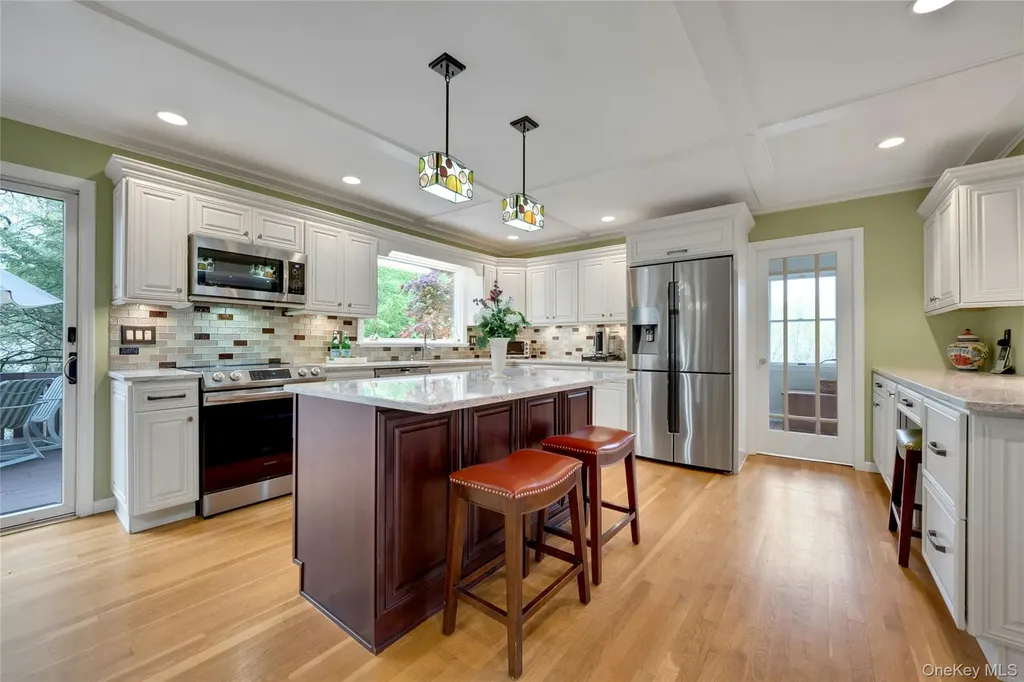 25 Bellain Avenue Harrison NY 10528