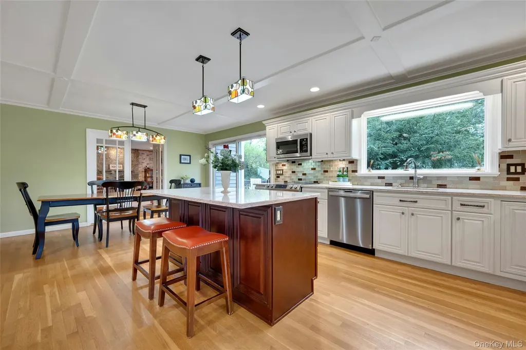 25 Bellain Avenue Harrison NY 10528
