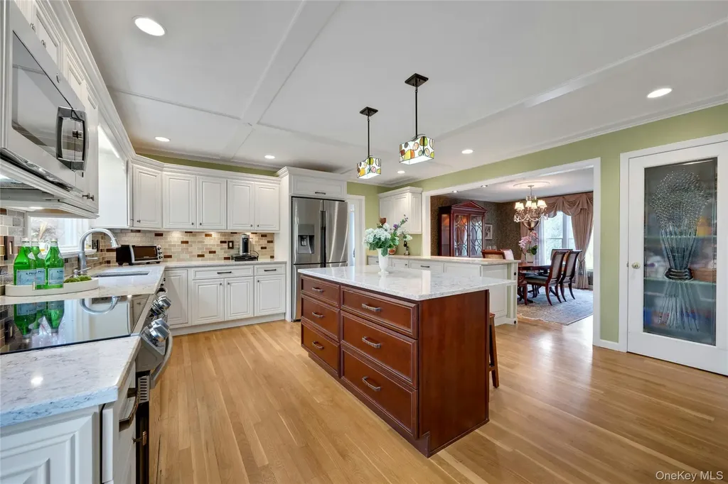 25 Bellain Avenue Harrison NY 10528