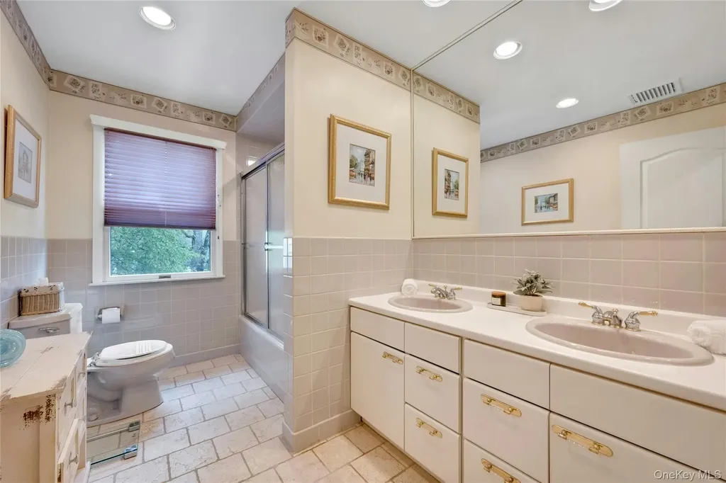 25 Bellain Avenue Harrison NY 10528