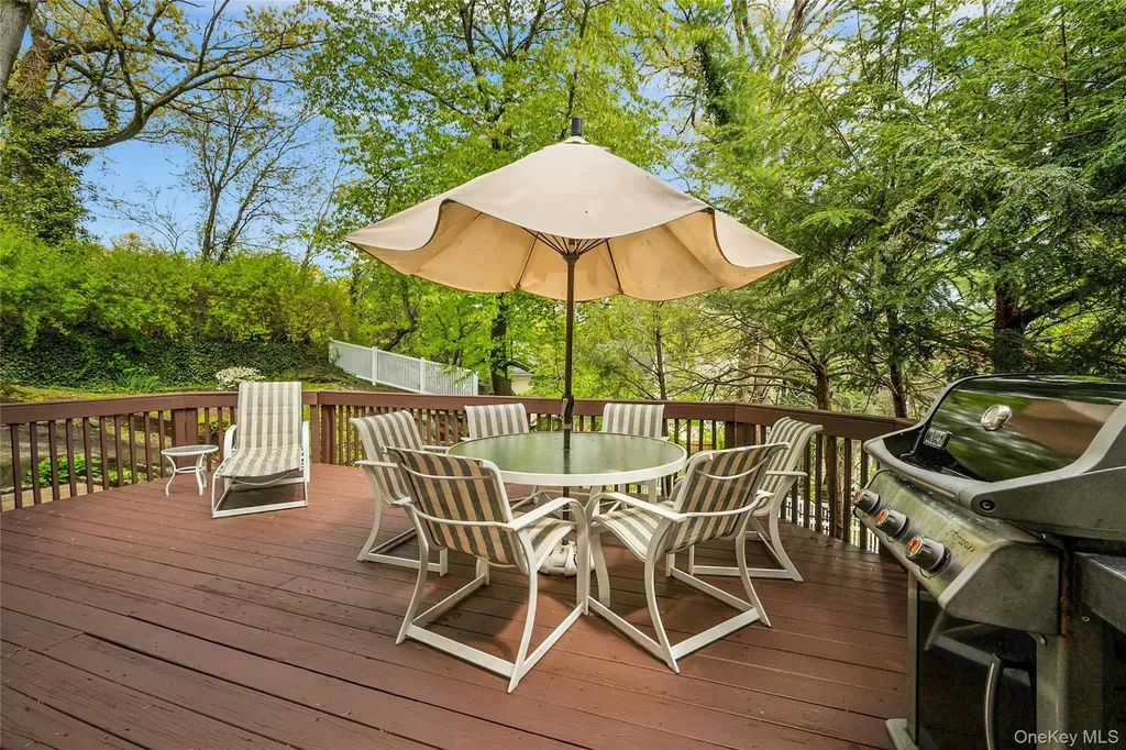 25 Bellain Avenue Harrison NY 10528