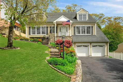 25 Bellain Avenue Harrison NY 10528