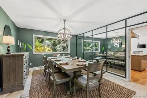 55 Rolling Hill Lane Old Westbury NY 11568