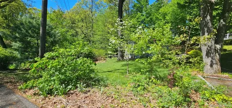 1670 Mogul Drive Mohegan Lake NY 10547