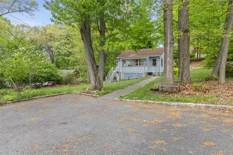1670 Mogul Drive Mohegan Lake NY 10547
