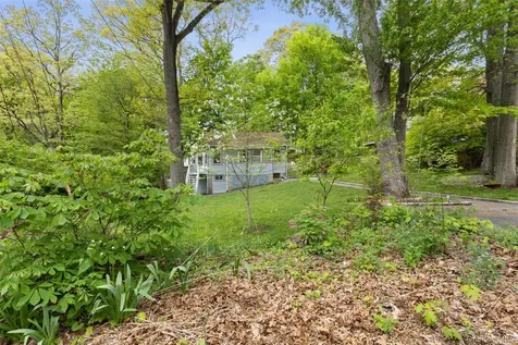 1670 Mogul Drive Mohegan Lake NY 10547