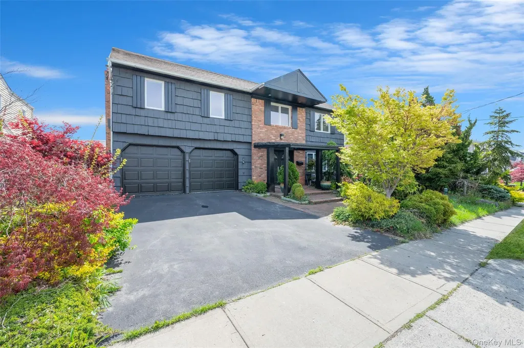 3935 Sally Lane Oceanside NY 11572