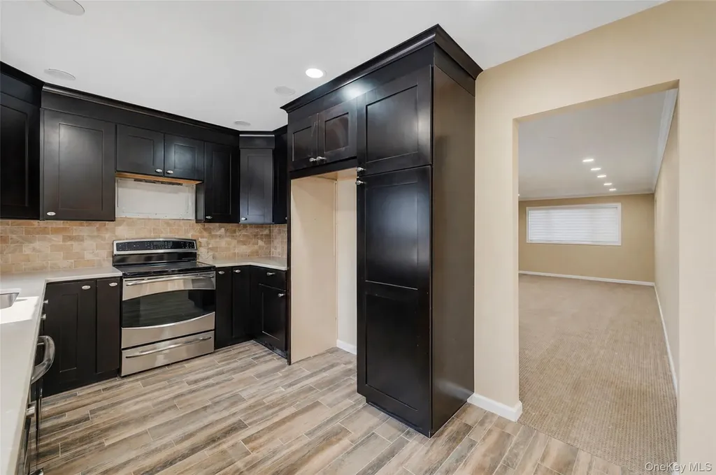 3935 Sally Lane Oceanside NY 11572