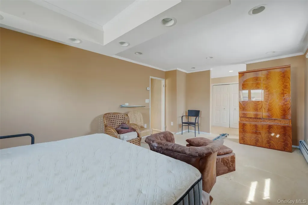 3935 Sally Lane Oceanside NY 11572