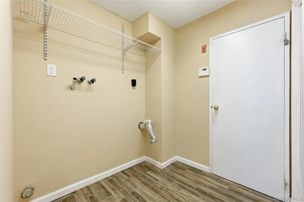 3935 Sally Lane Oceanside NY 11572