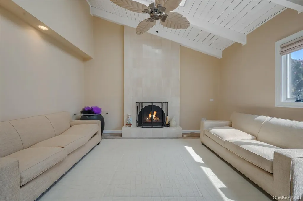 3935 Sally Lane Oceanside NY 11572