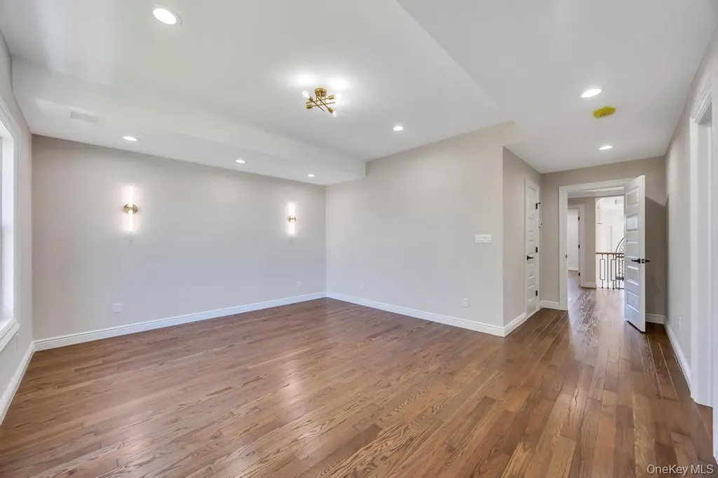 1630 Salem Road Valley Stream NY 11580