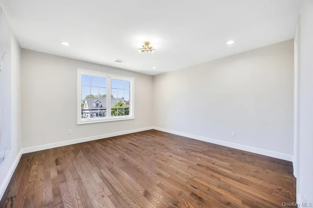 1630 Salem Road Valley Stream NY 11580