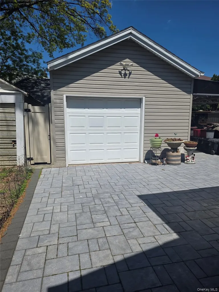 15031 17th Road Whitestone NY 11357