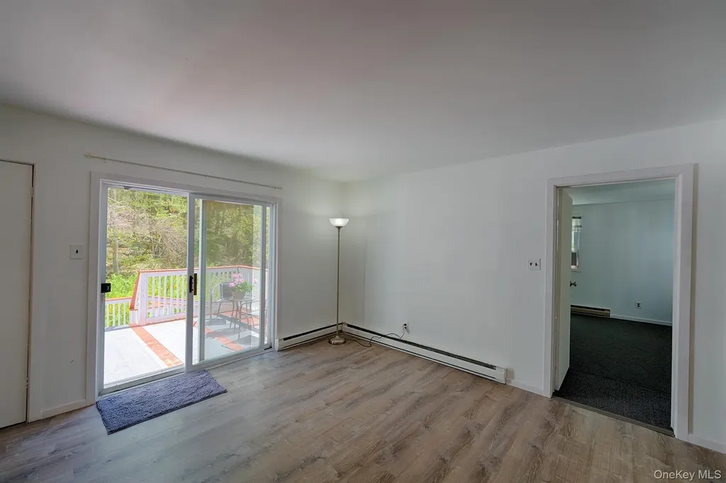 21 Van Dam Road Hyde Park NY 12538