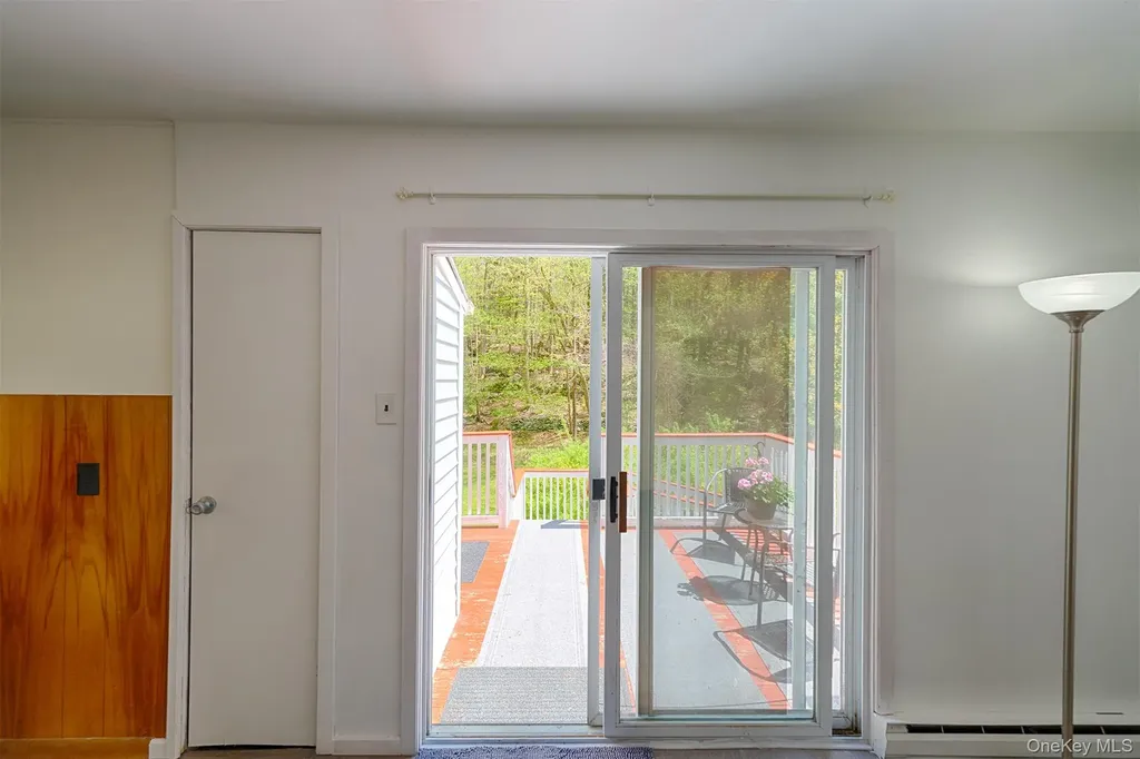 21 Van Dam Road Hyde Park NY 12538