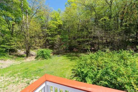 21 Van Dam Road Hyde Park NY 12538