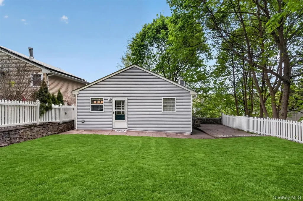 21 Lakeview Drive Monroe NY 10950