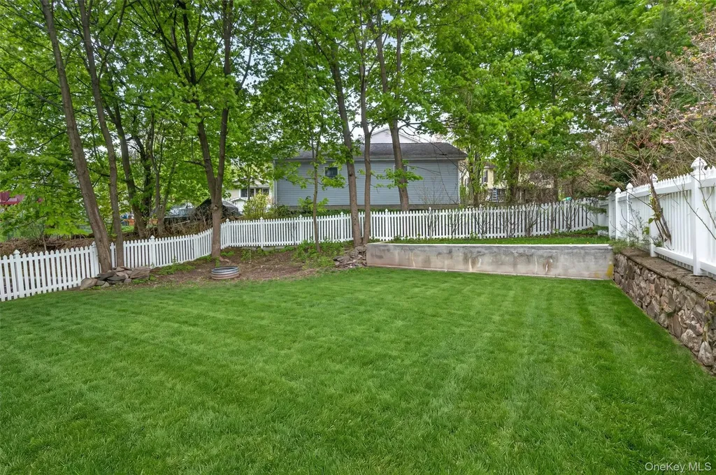 21 Lakeview Drive Monroe NY 10950