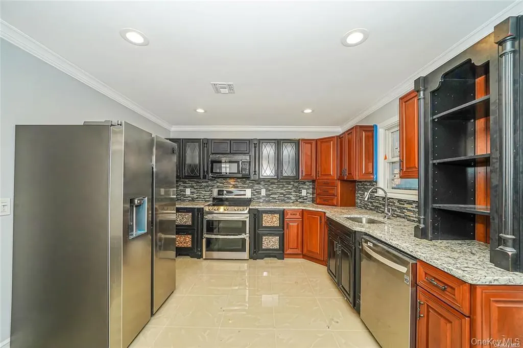 136 Magnolia Drive Mastic Beach NY 11951