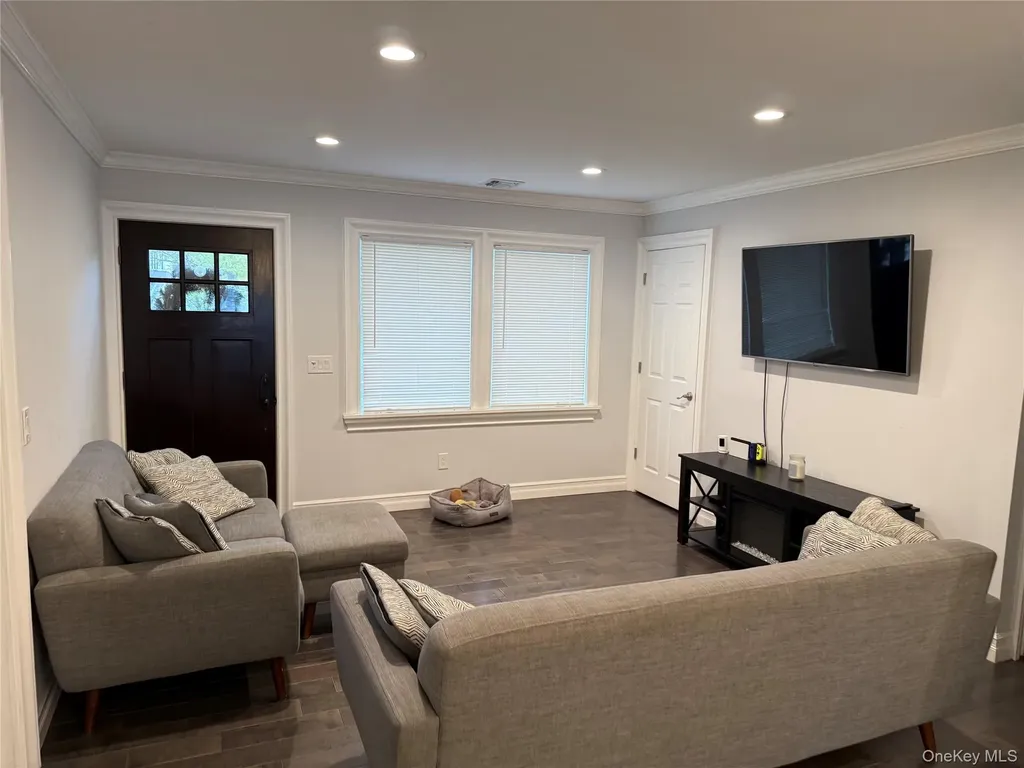 136 Magnolia Drive Mastic Beach NY 11951