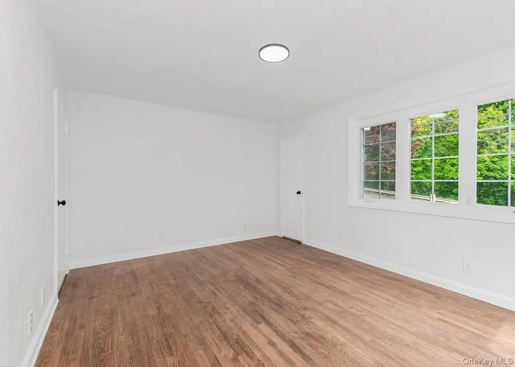53 Travers Avenue Yonkers NY 10705