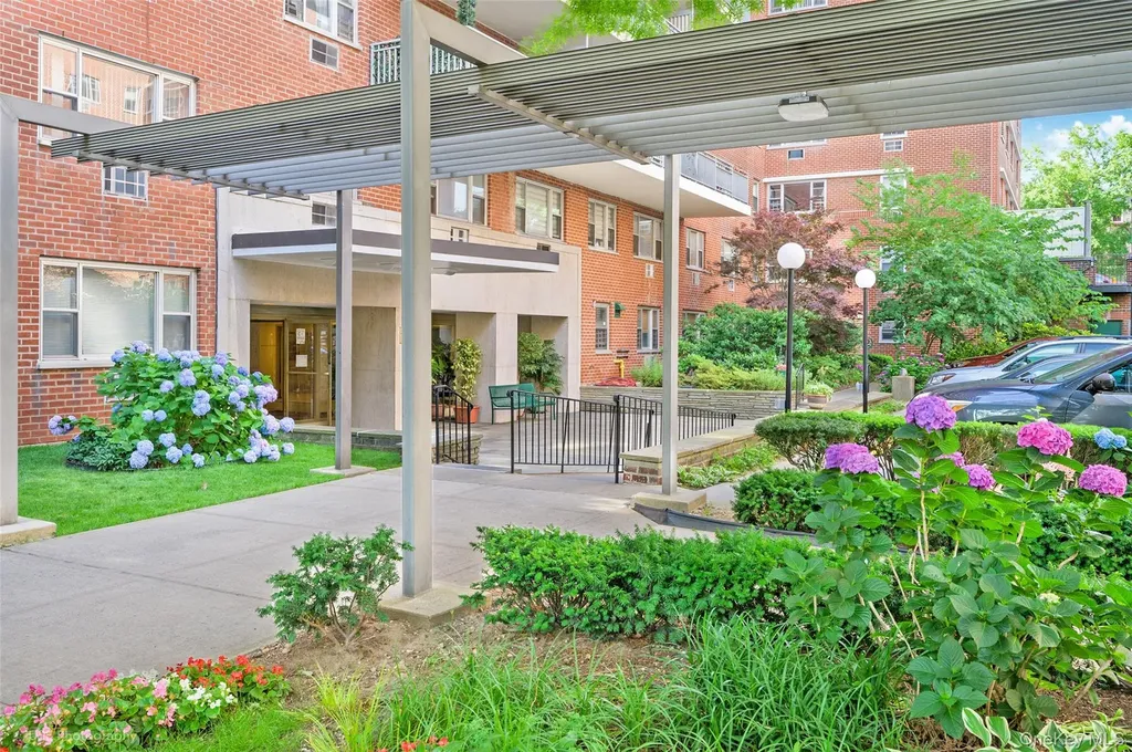 52-40 39th Drive Woodside NY 11377