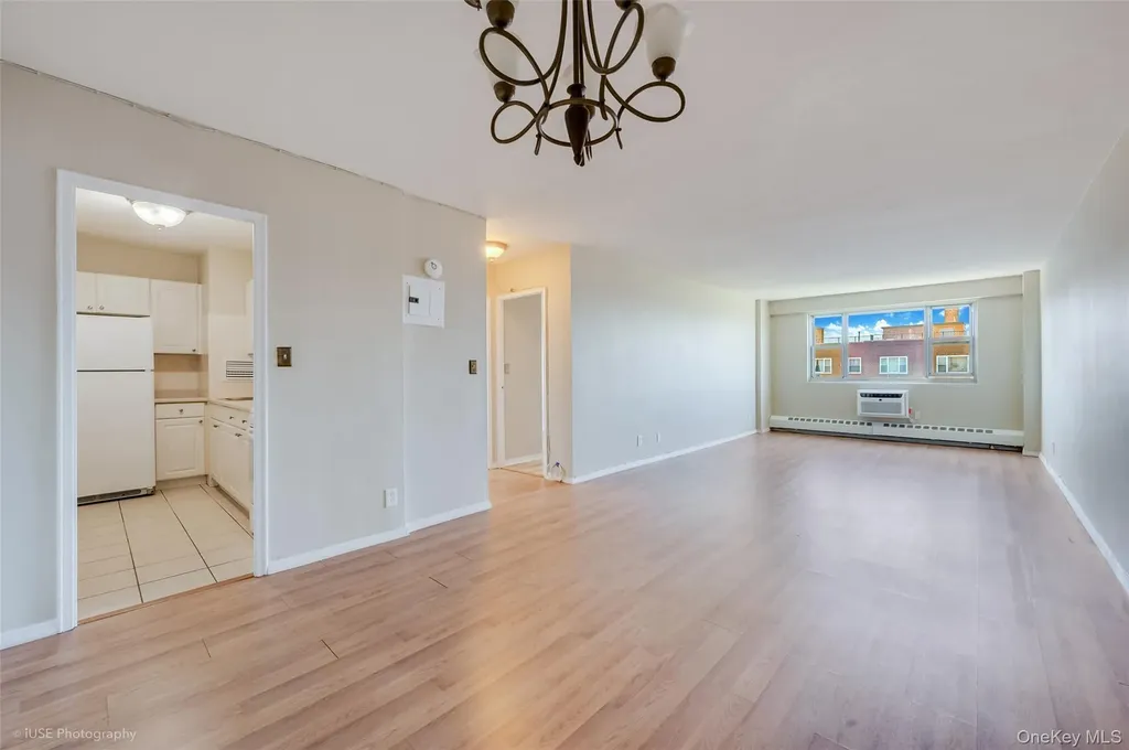 52-40 39th Drive Woodside NY 11377
