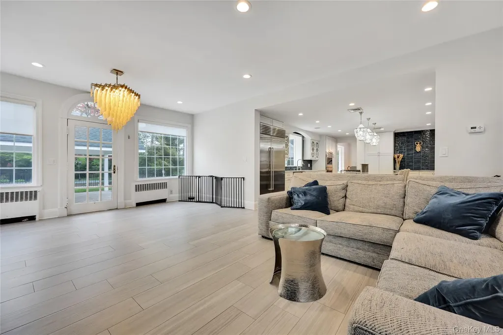 105 Everit Avenue Hewlett NY 11557