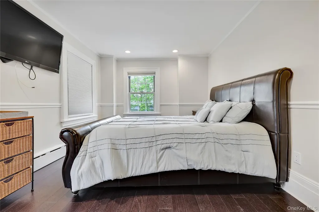 105 Everit Avenue Hewlett NY 11557