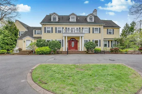 105 Everit Avenue Hewlett NY 11557