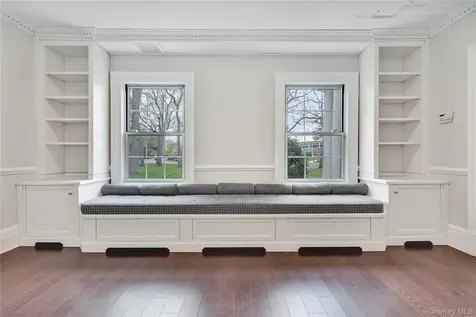 105 Everit Avenue Hewlett NY 11557
